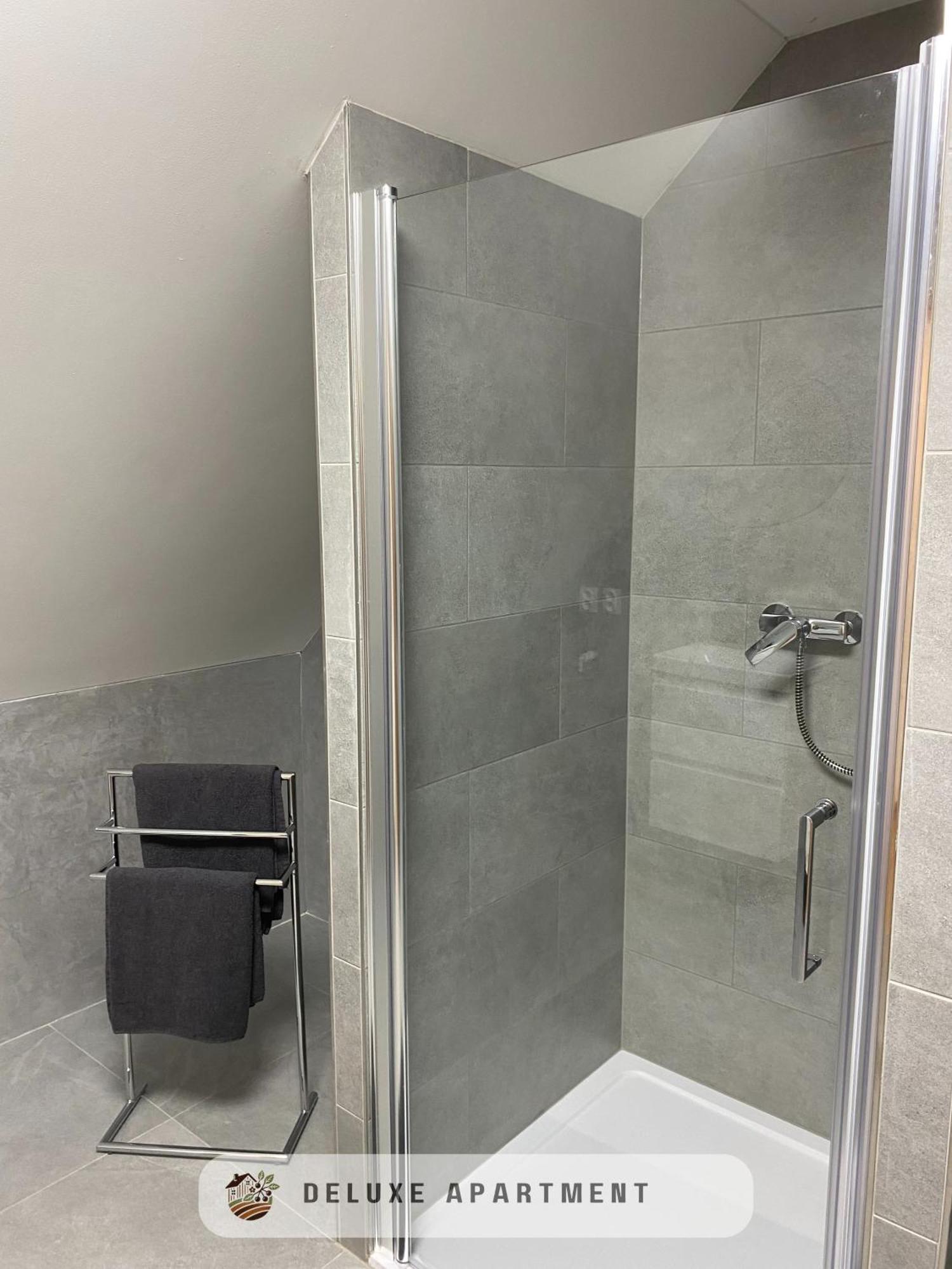 Apartmanovy Dom Visnove Εξωτερικό φωτογραφία