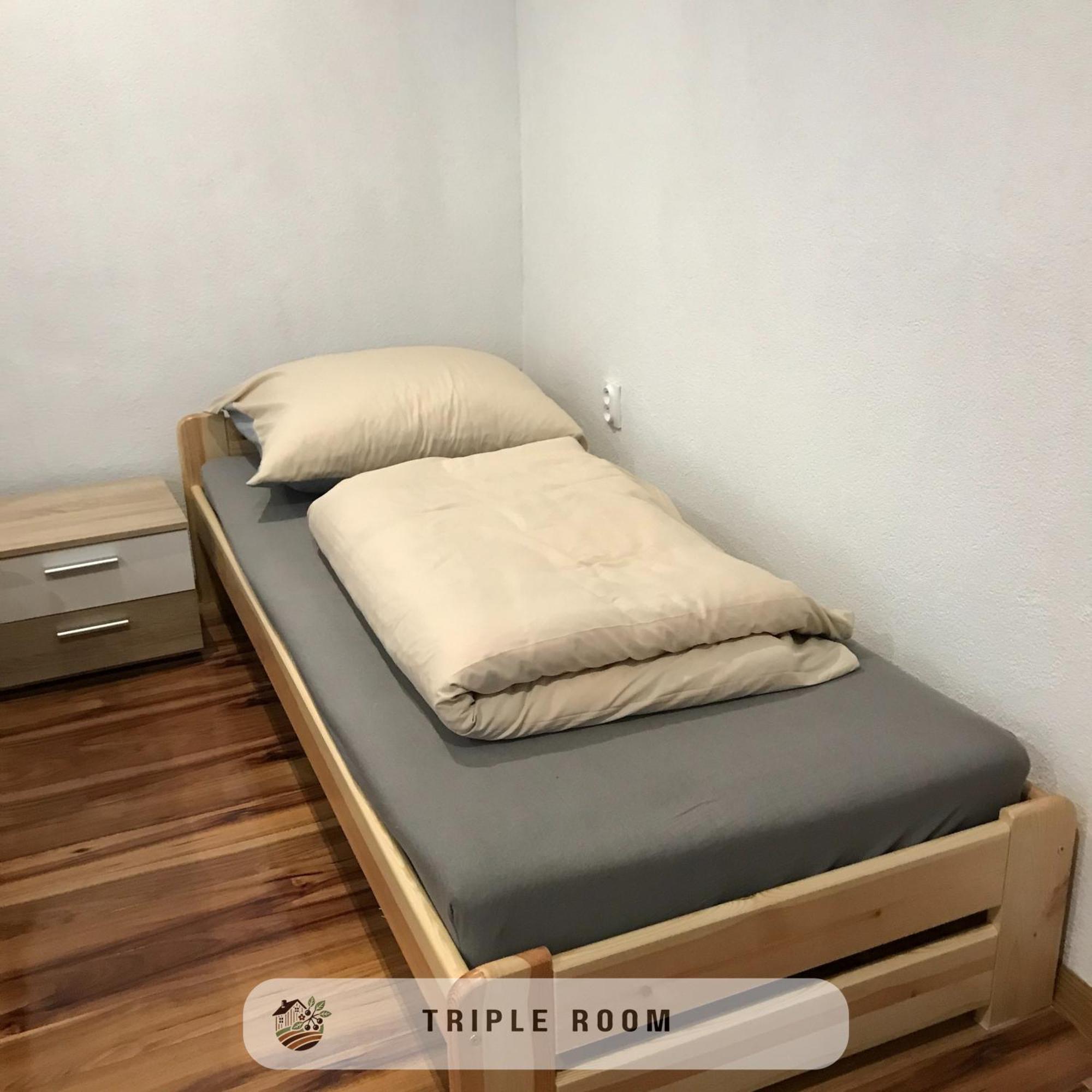 Apartmanovy Dom Visnove Εξωτερικό φωτογραφία